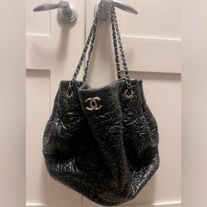 Chanel tote bag
